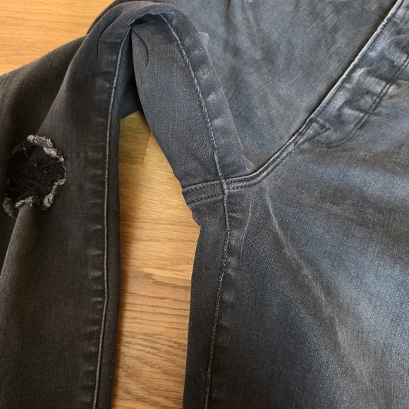 ๐ด 3/$30 Good American 26ร25 Good High Waist Crop Skinny Jeans In Black127 2/26 - Picture 14 of 15